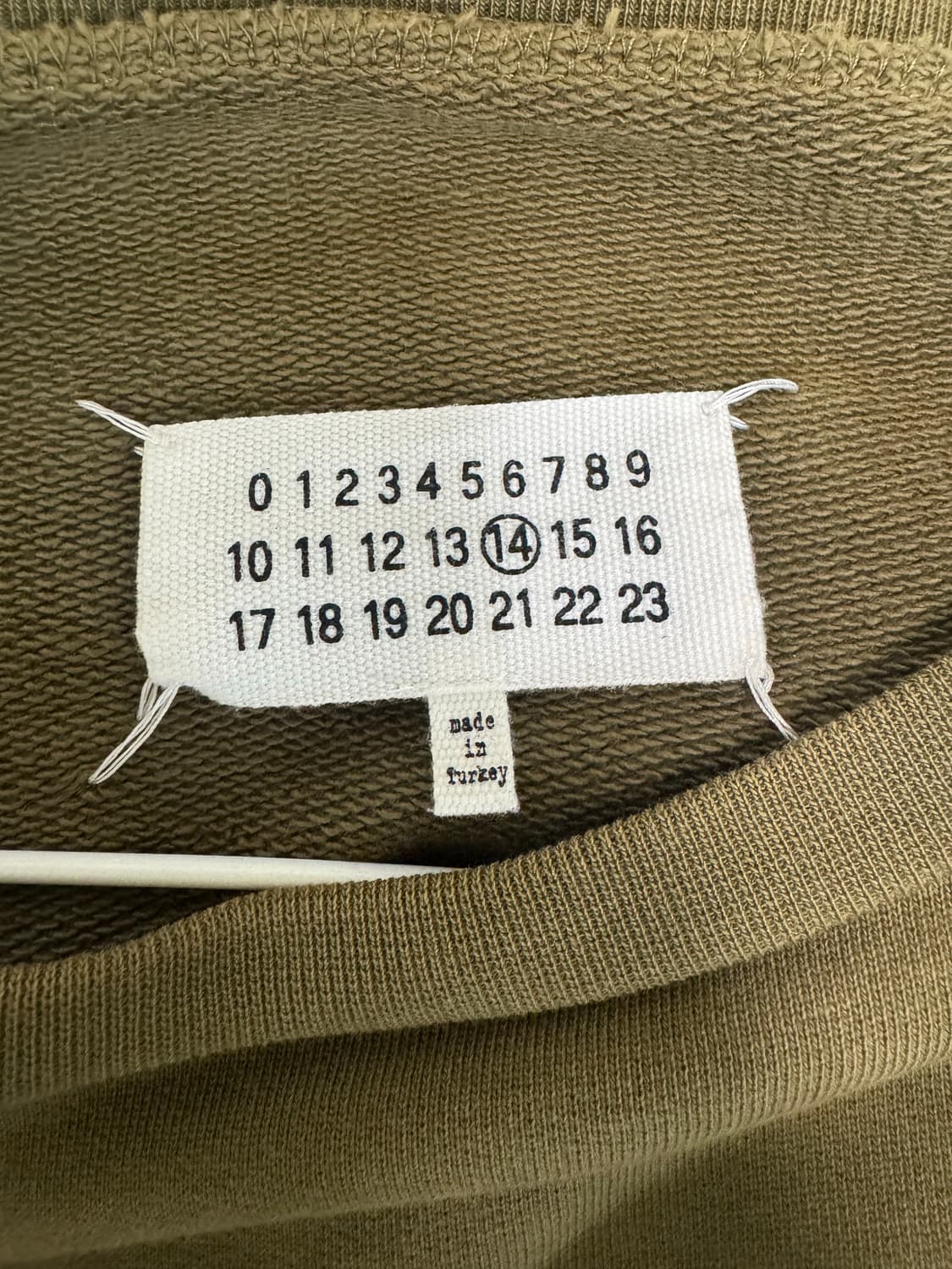 마르지엘라 엘보우패치 맨투맨 상품이미지4