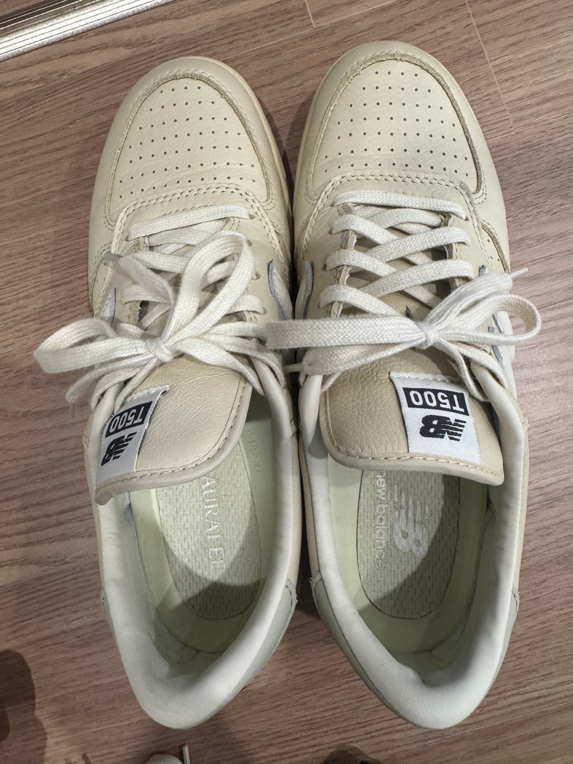 뉴발란스 오라리T500 275 23팝니다 상품이미지7