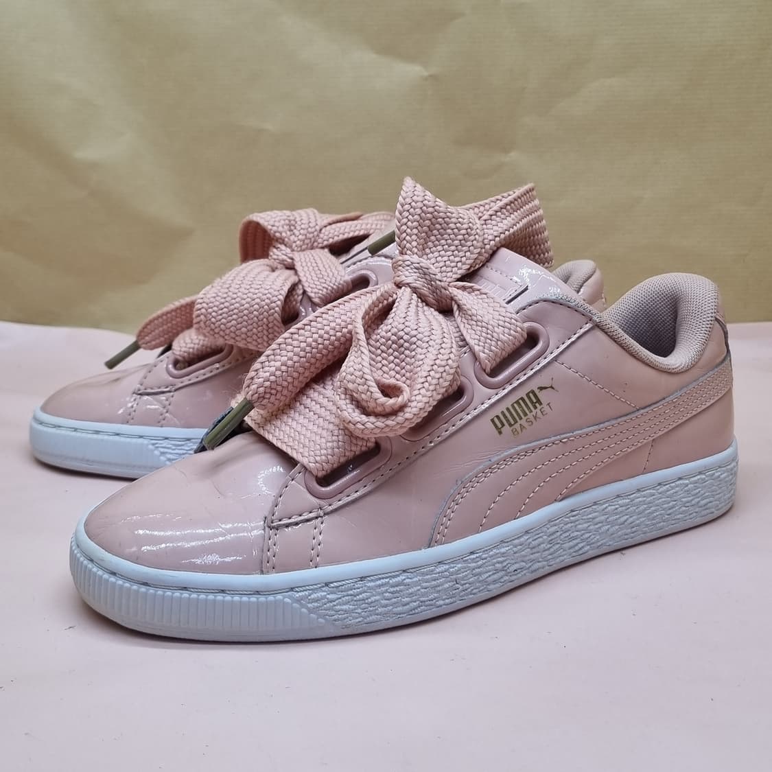 푸마 바스켓 하트 여성 스니커즈 230  상품이미지1