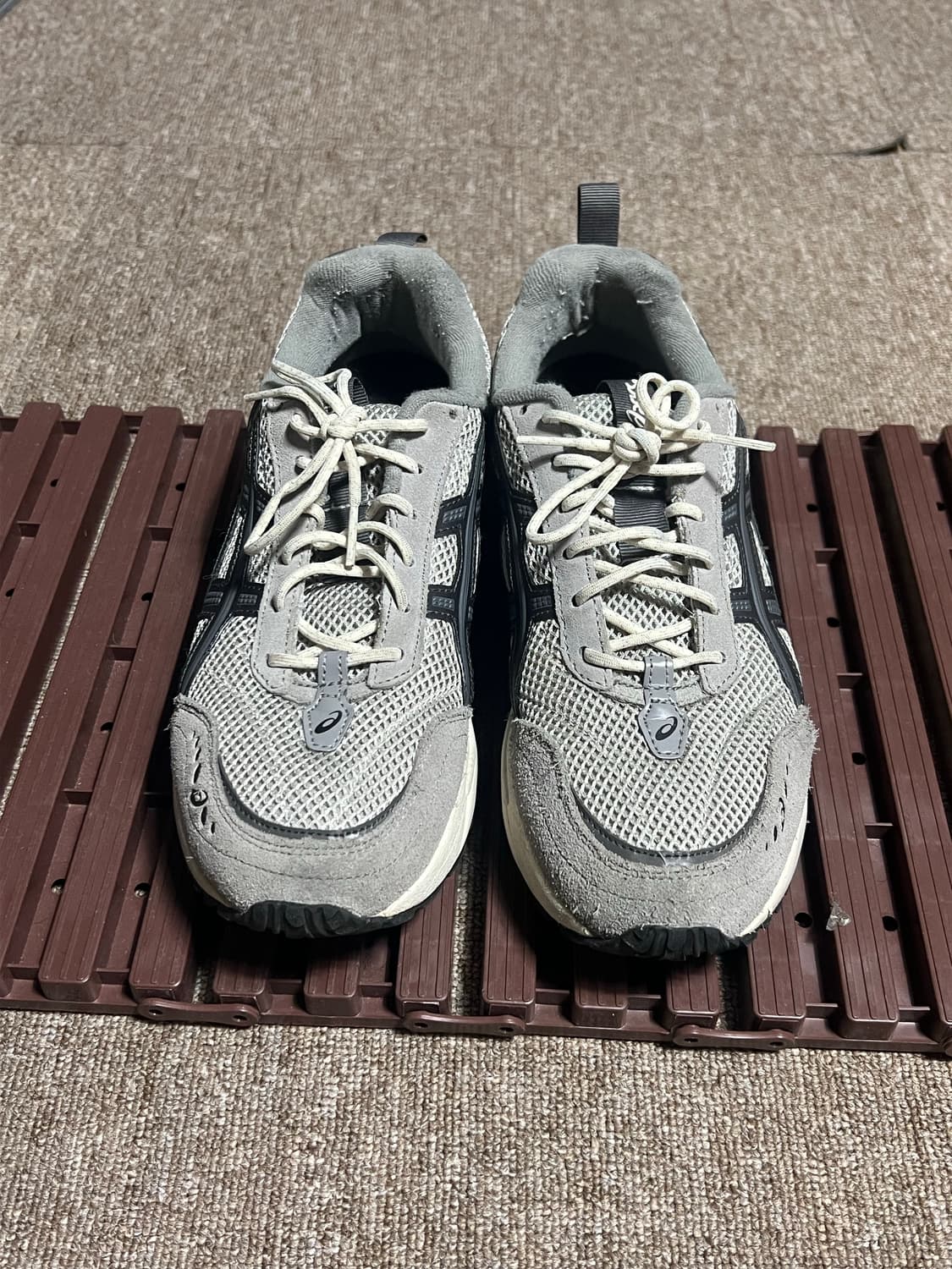 아식스 젤 1090 v2 그레이 275 상품이미지1