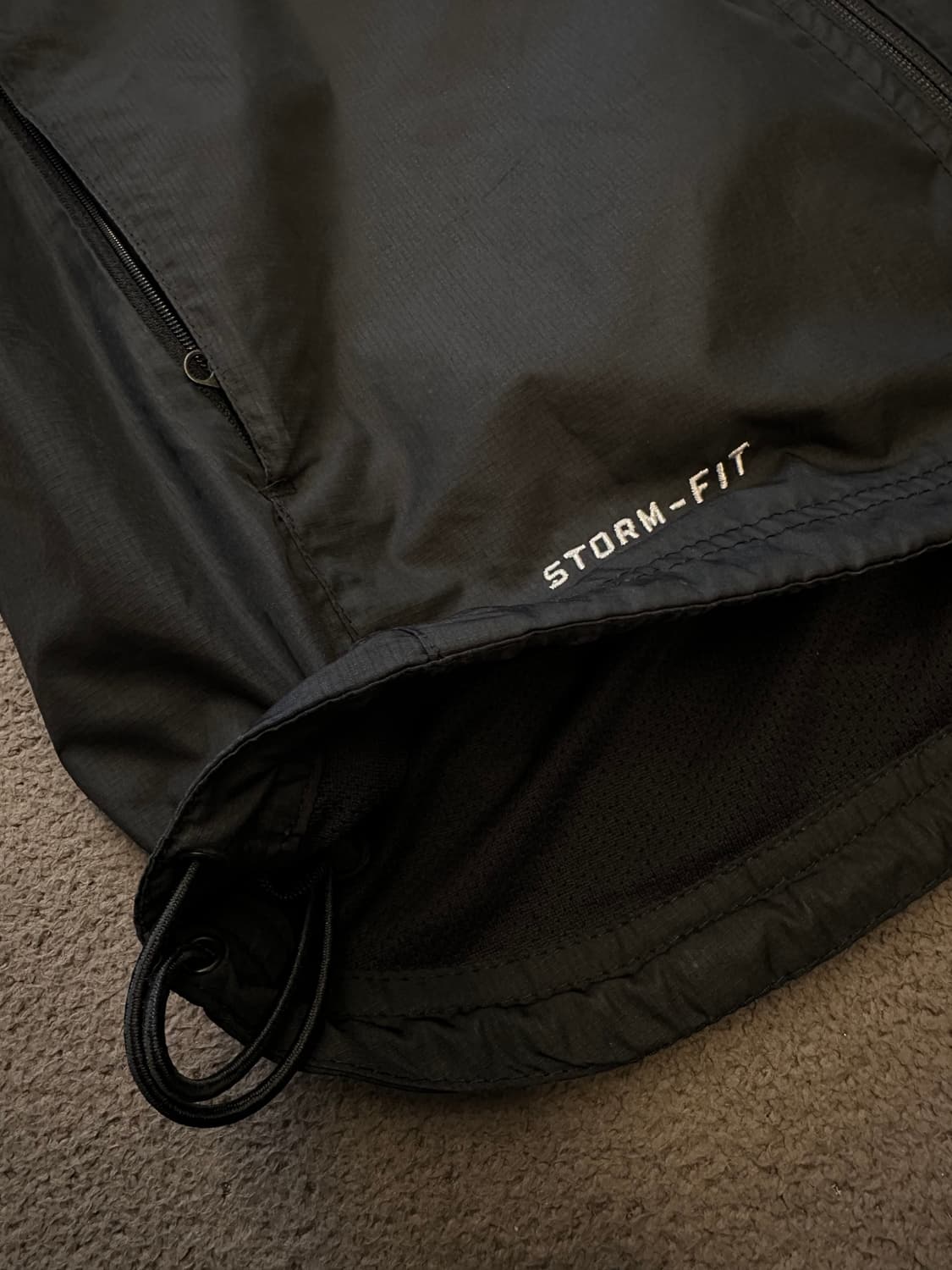 나이키 맨유 올드스쿨 바람막이 처분  상품이미지3