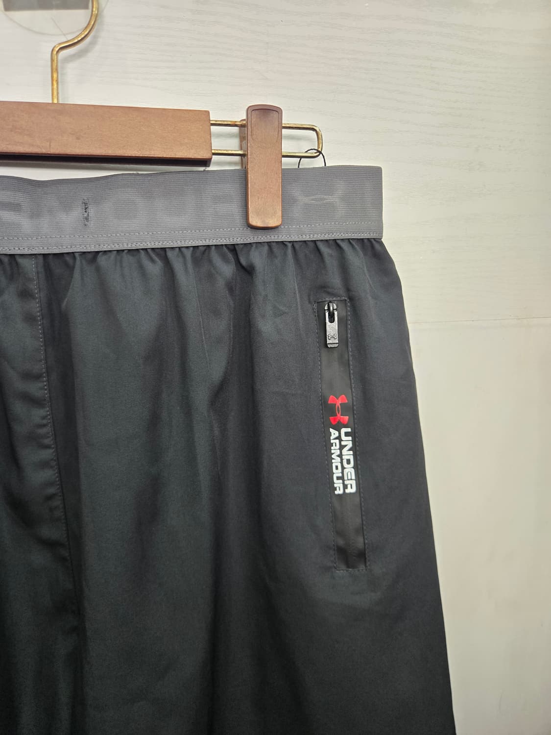 XL,105 )) UNDER ARMOUR 언더아머 반바지 ! 허리 고무줄 상품이미지3