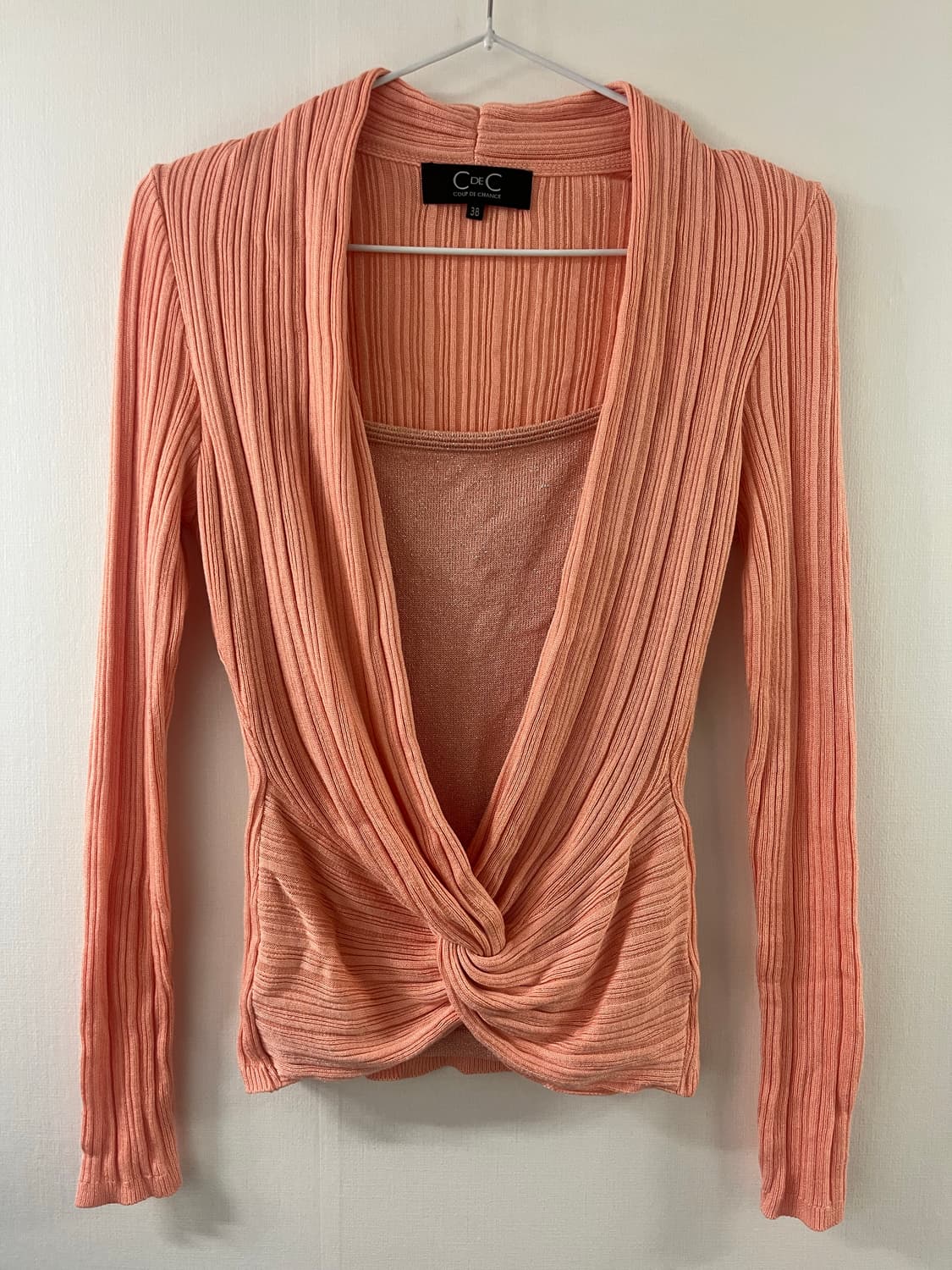 Coral Twisted Knit 상품이미지1