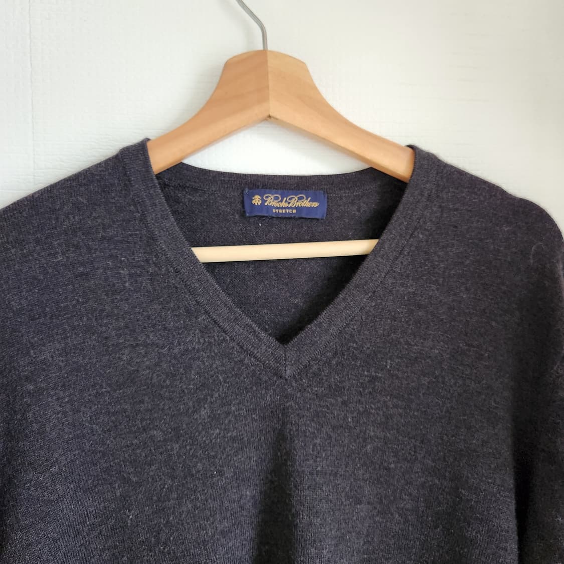 브룩스 브라더스 이지케어 스트레치 브이넥 니트 상품이미지2