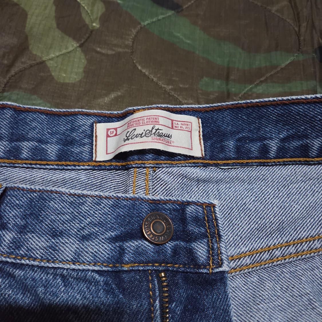 Levi`s Signature Regular Fit Denim 상품이미지3