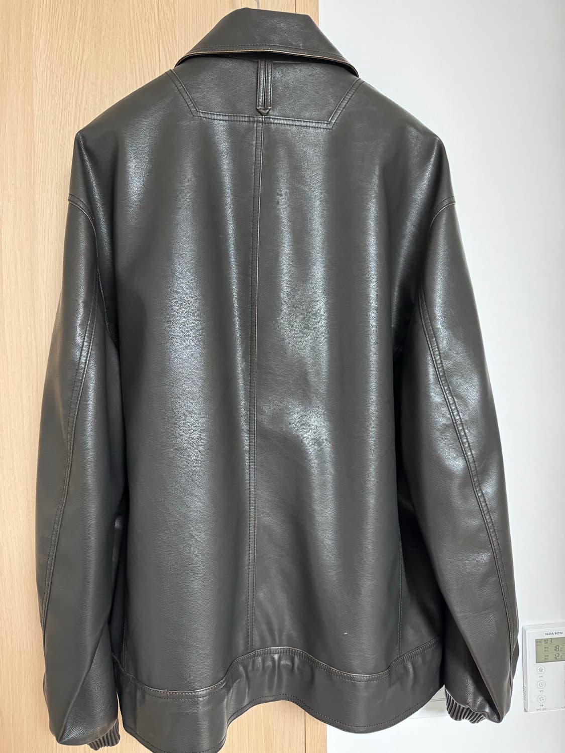 24ss 솔리드옴므 레더라이크 48사이즈 상품이미지3