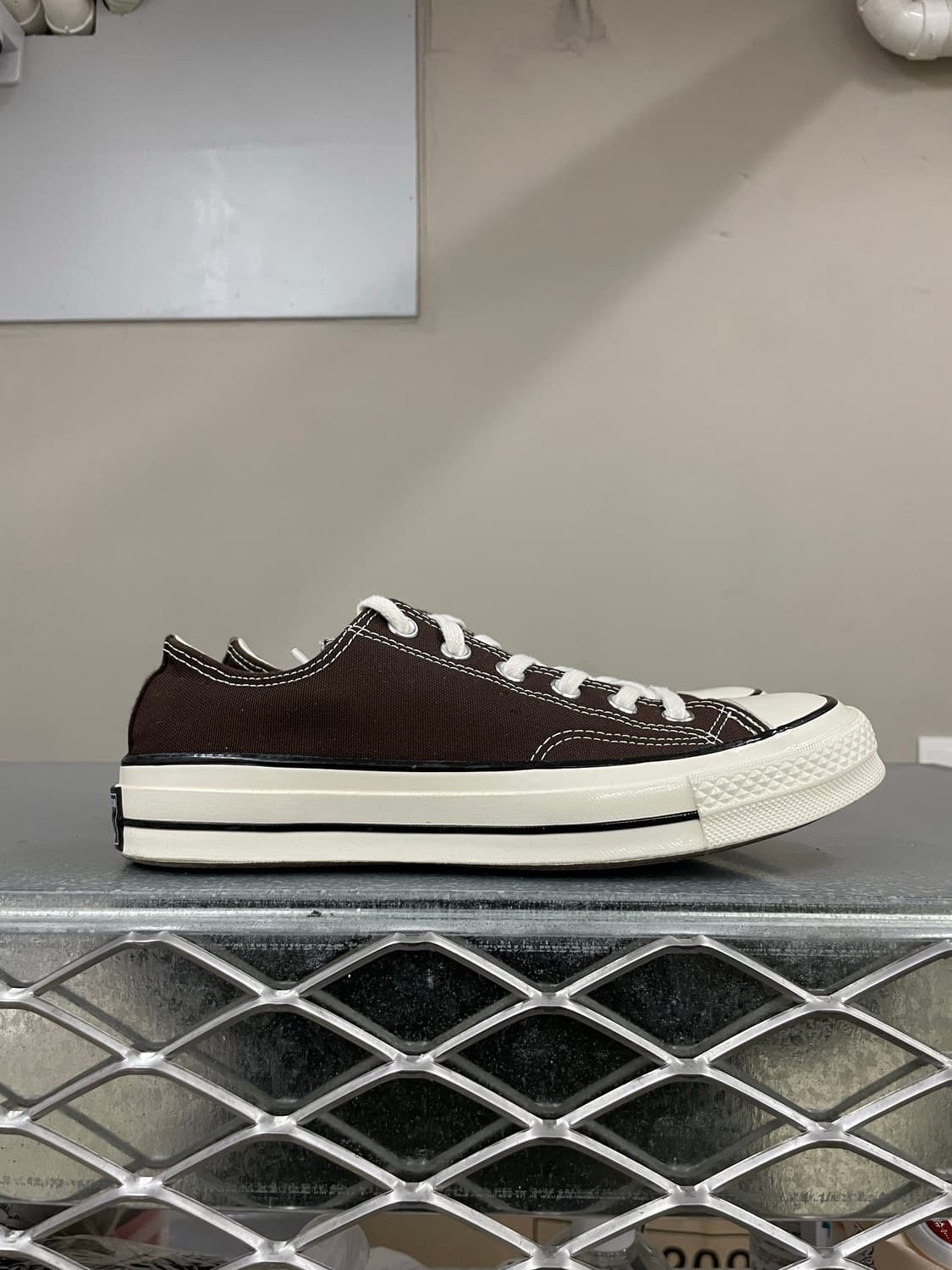 컨버스 척 70 OX 다크 루트 250 상품이미지4