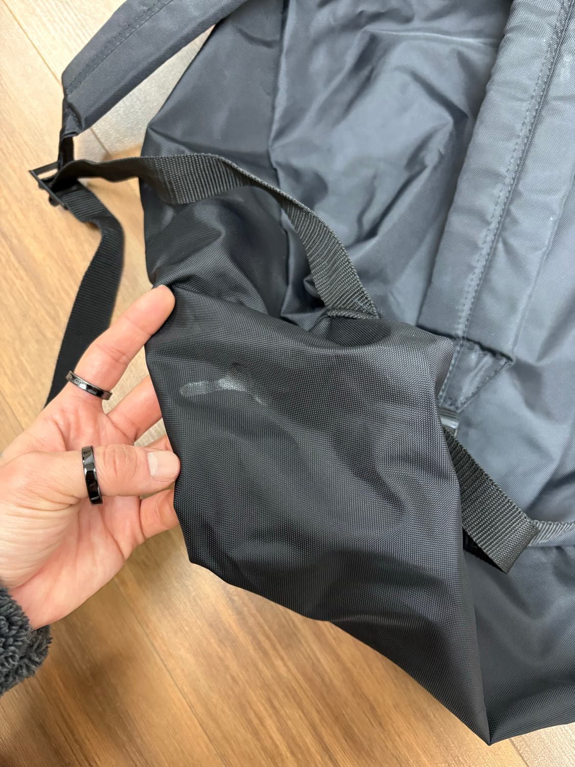 CDG 꼼데가르송 블랙 백팩 상품이미지2