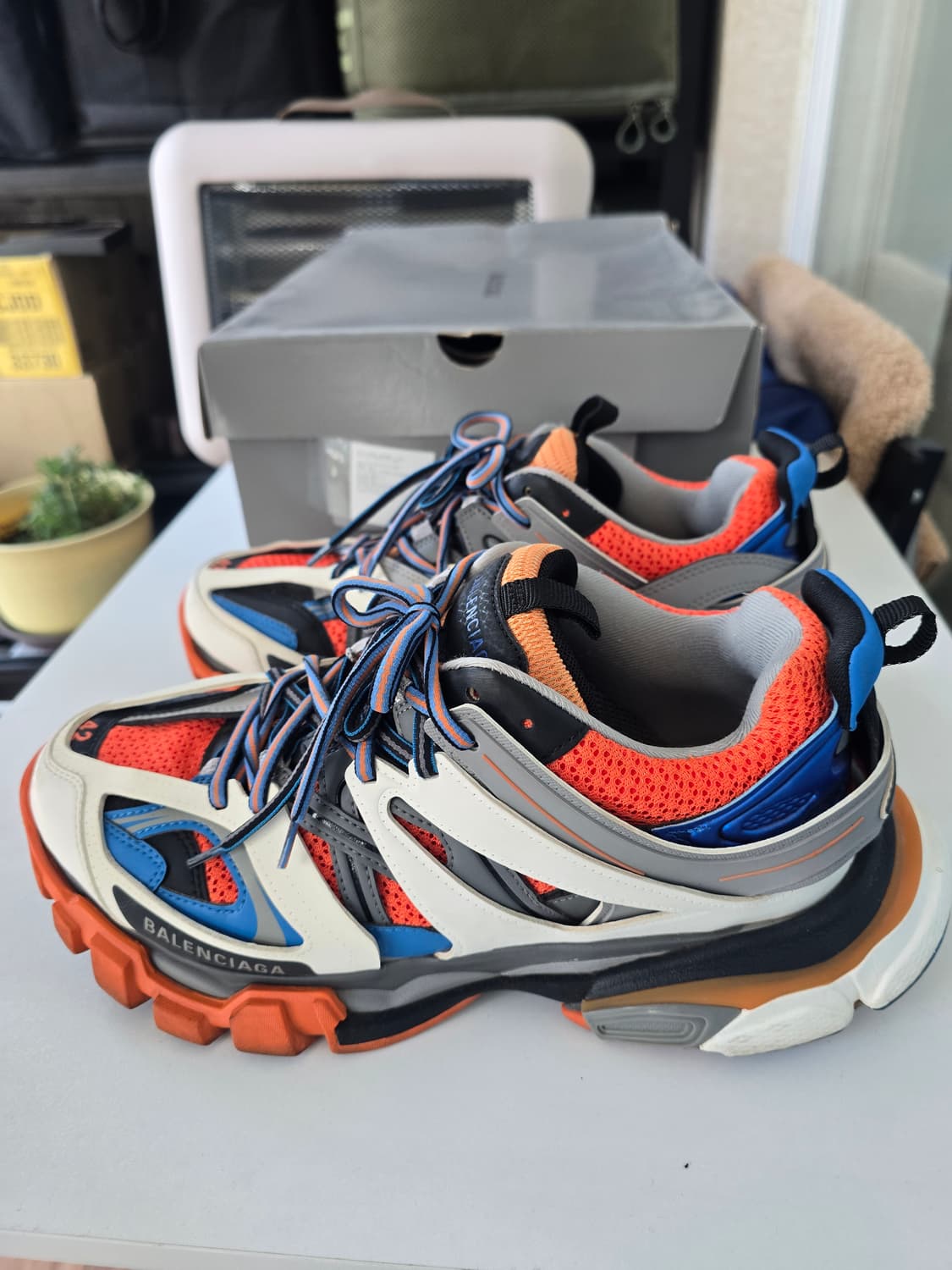 발렌시아가 트랙슈즈 오렌지(42) 상품이미지4