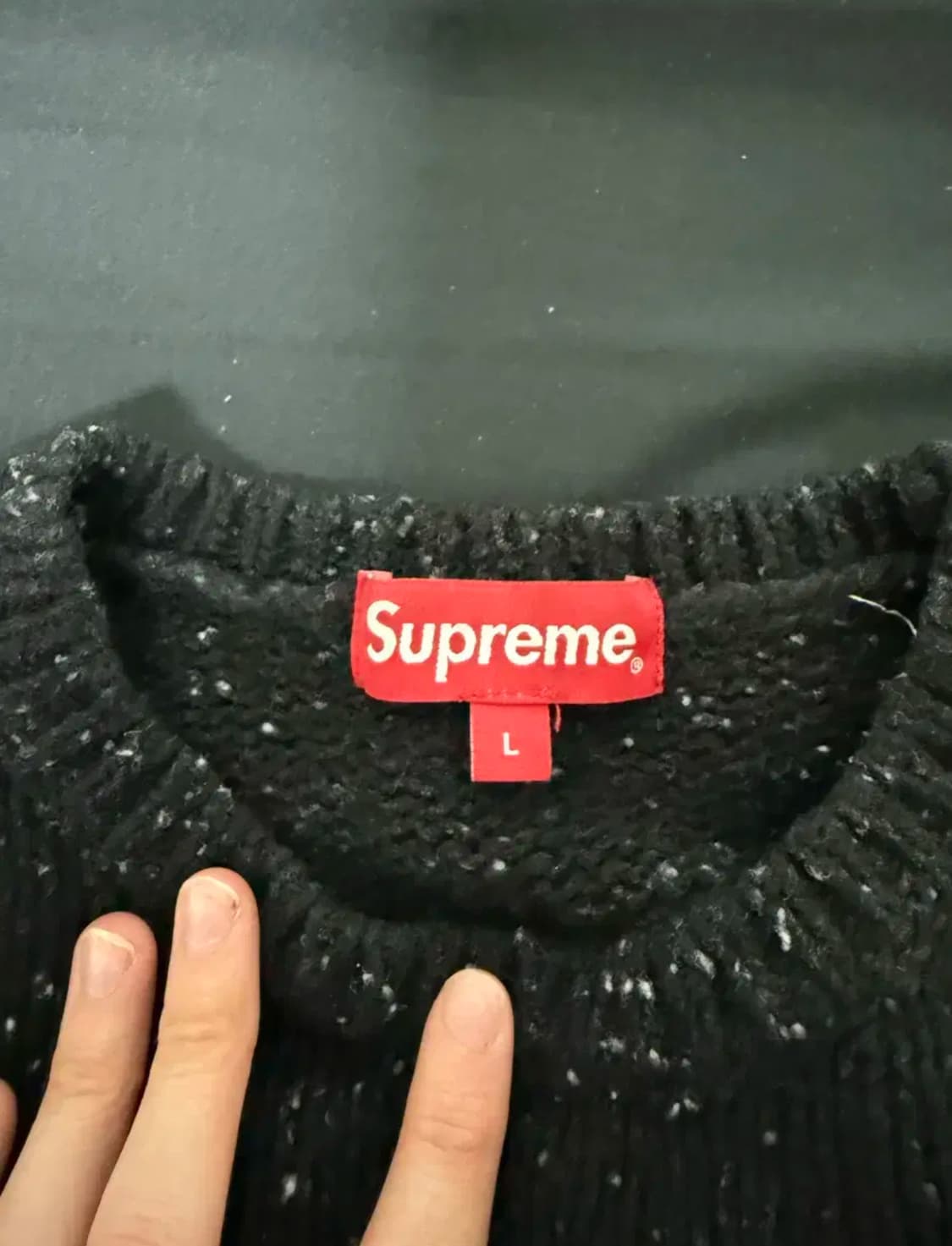 Supreme Small Box Speckle Sweater Black 상품이미지3