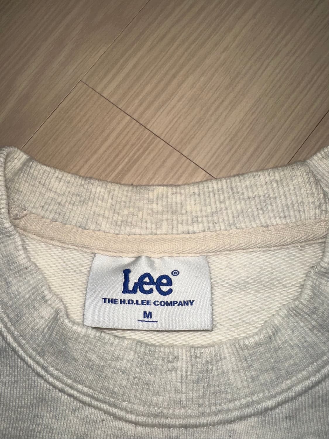 Lee 오트밀 자수 맨투맨 상품이미지2