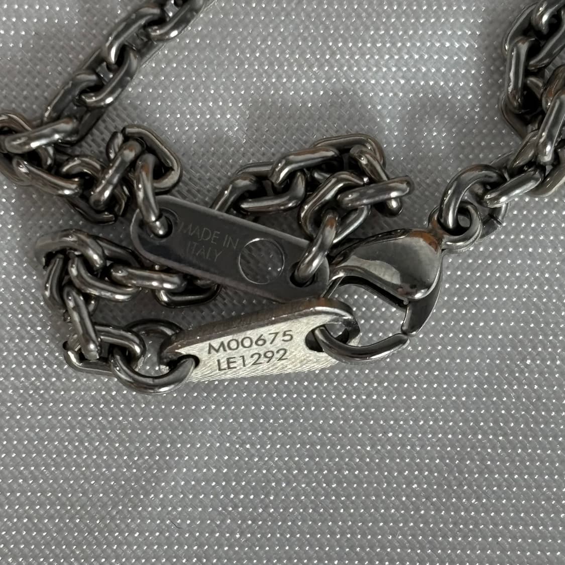 (풀세트,정품)루이비통 모노그램 볼트 네크리스 목걸이 상품이미지6