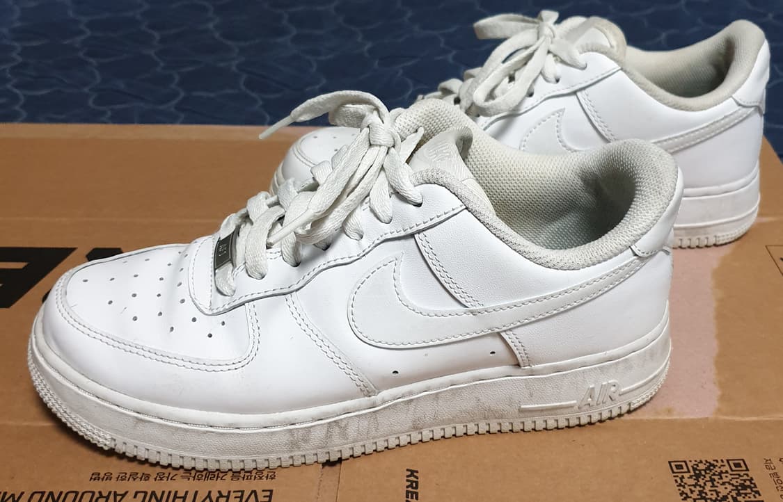 나이키 에어포스 로우 화이트 (250) 상품이미지2