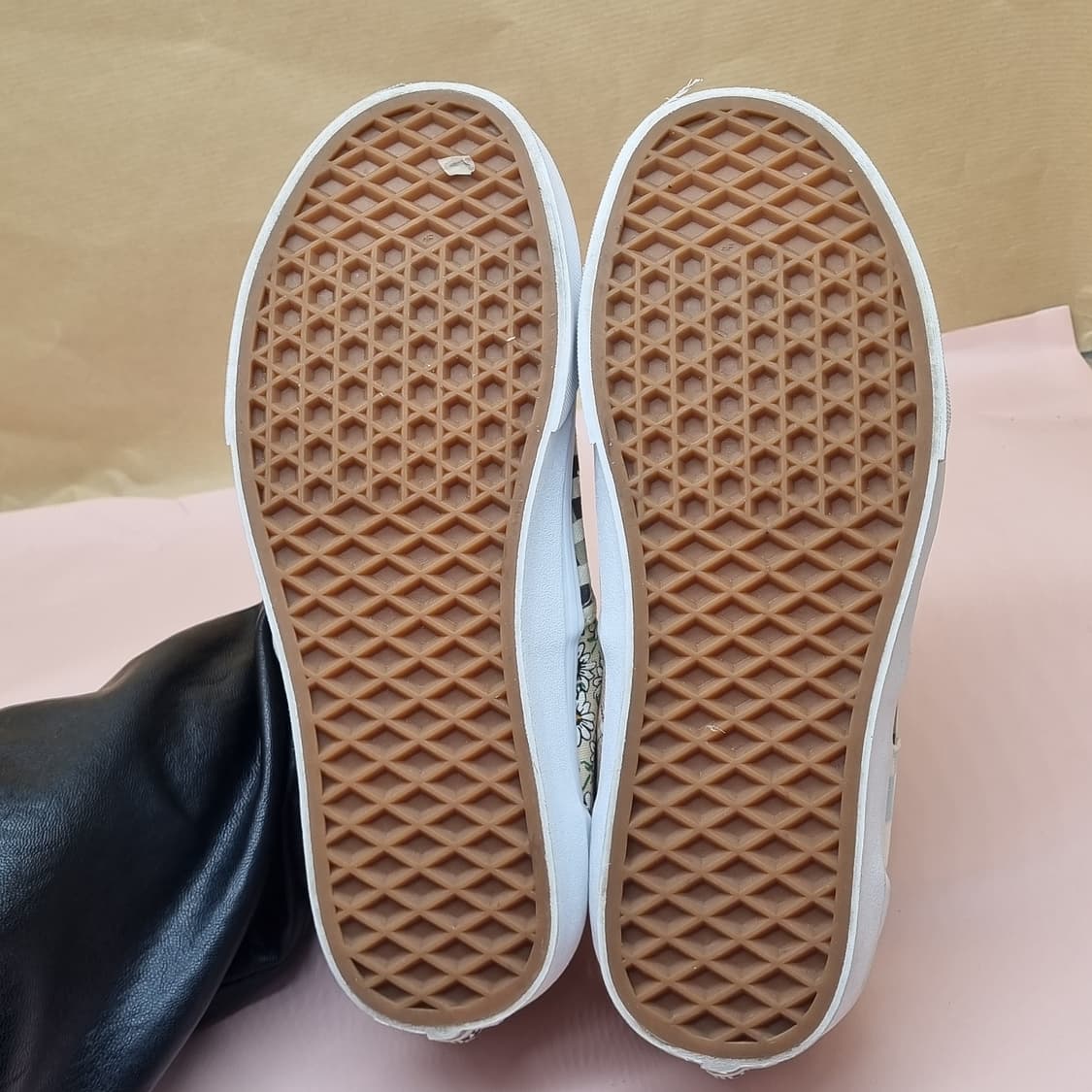 반스 에라 패치워크 플라워 스니커즈240 상품이미지3