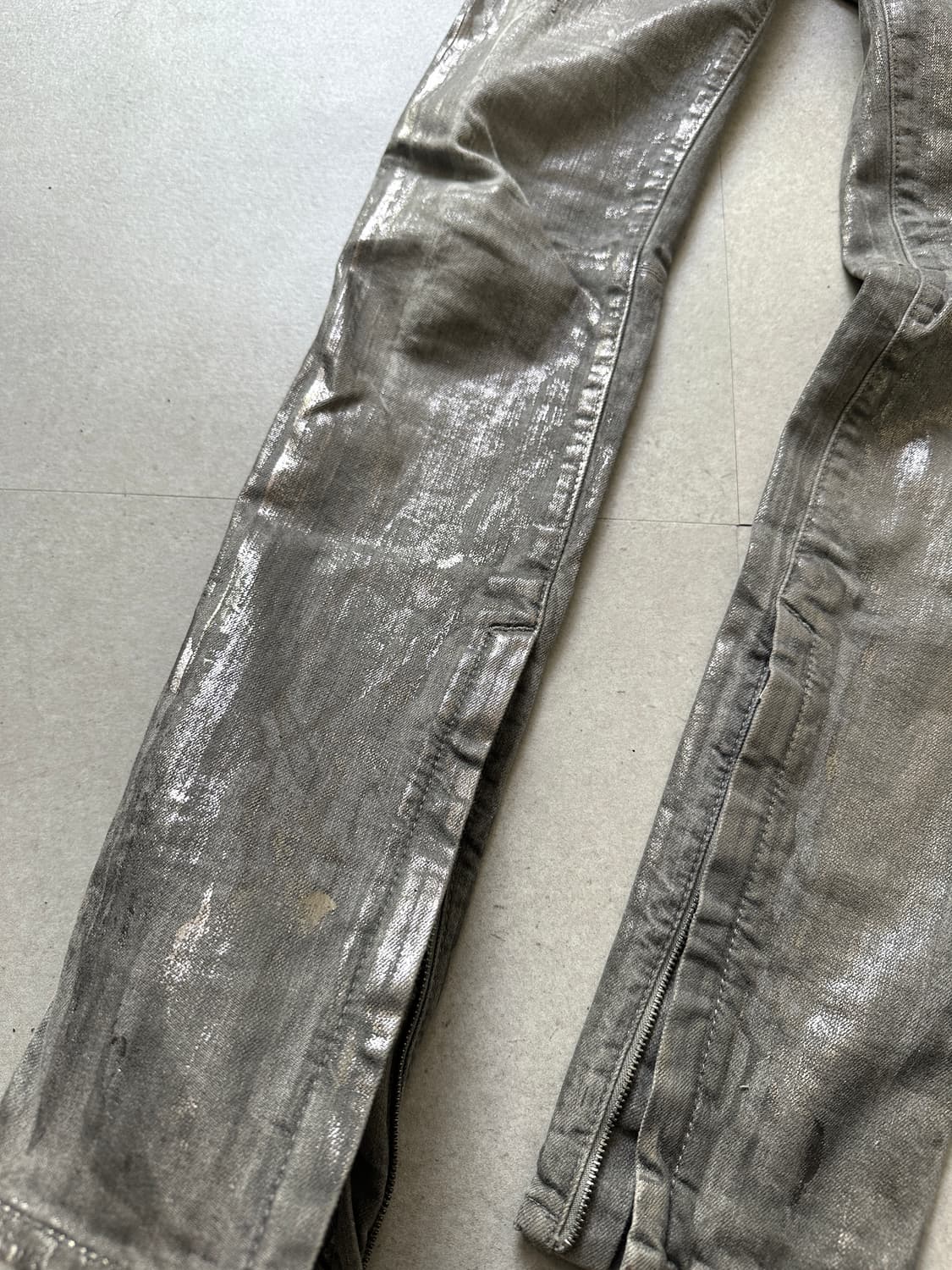 디스퀘어드 2000s 러스티 실버 왁스코팅 슬림진 상품이미지8