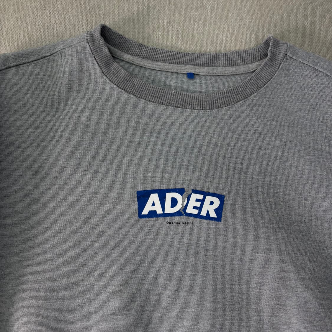 100 아더에러 오리진 박스 그레이 맨투맨 상품이미지3