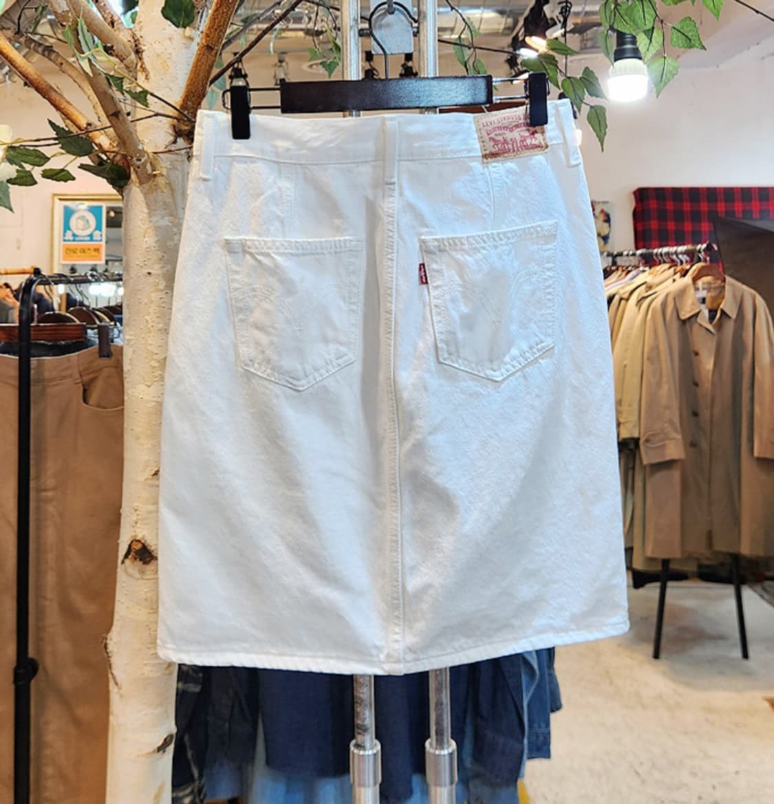 LEVIS 리바이스 버튼 흰색 데님 스커트 상품이미지1