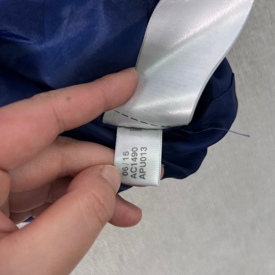 100 아디다스 맨유 푸퍼 패딩 상품이미지8