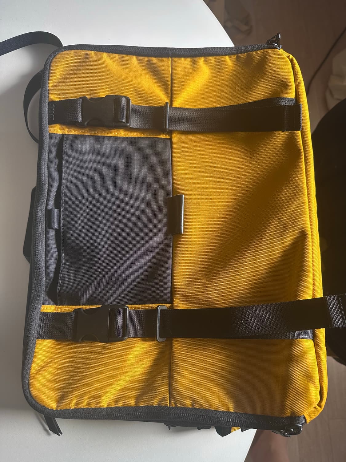 마스터피스 어텐션 메신저백 상품이미지1