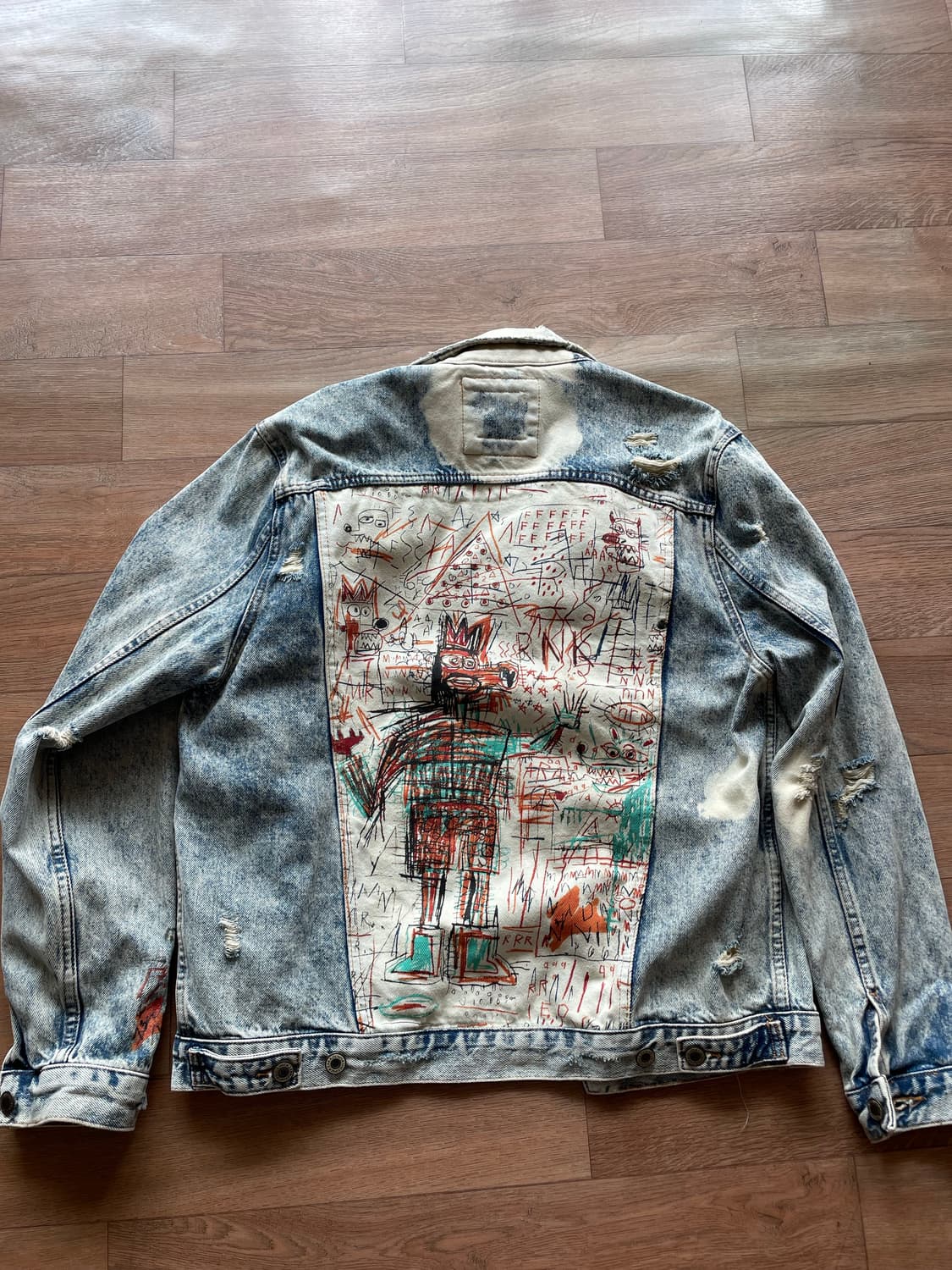 ZARA 장 미쉘 비스키아 콜라보 데님 트러커 자켓  상품이미지3