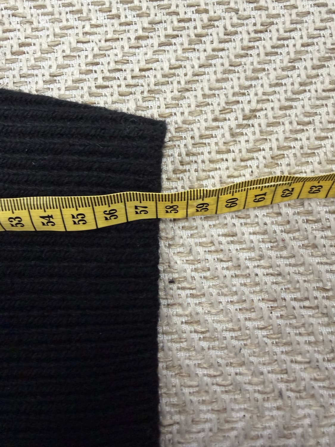 정품) 마뗑킴 25ss 블랙 오버핏 니트 스웨터 S 상품이미지9