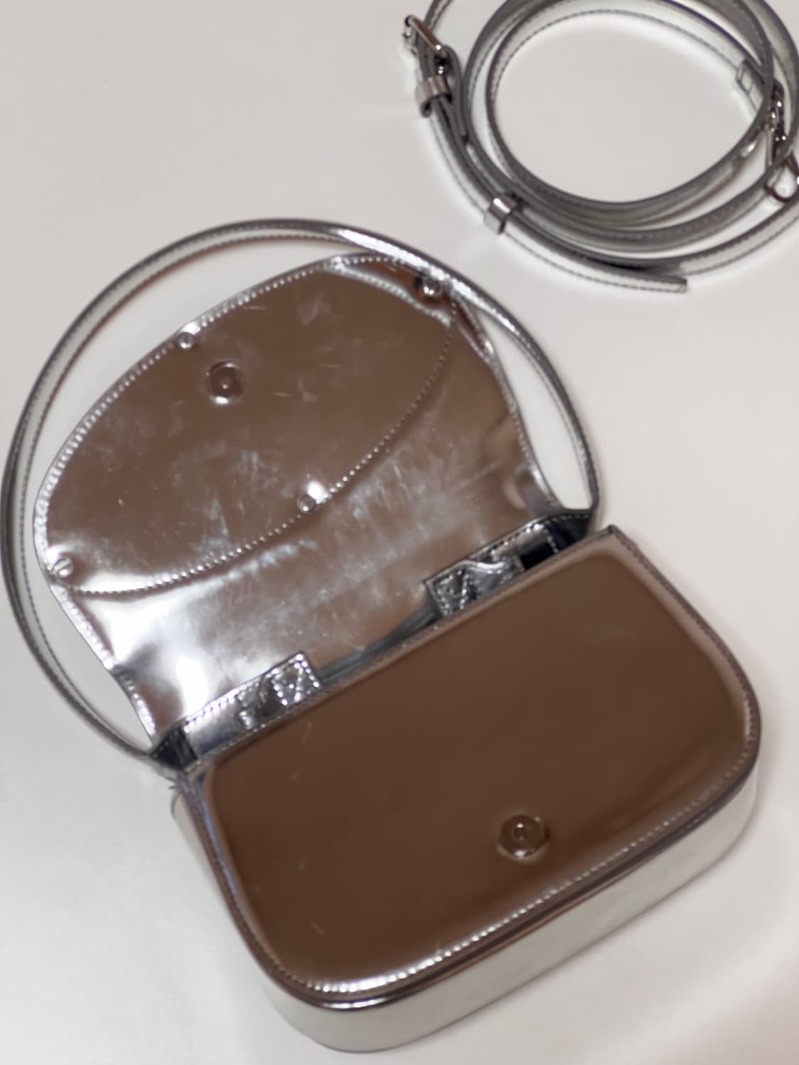 Diesel 1DR Shoulder Bag in Mirrored Leat 상품이미지4