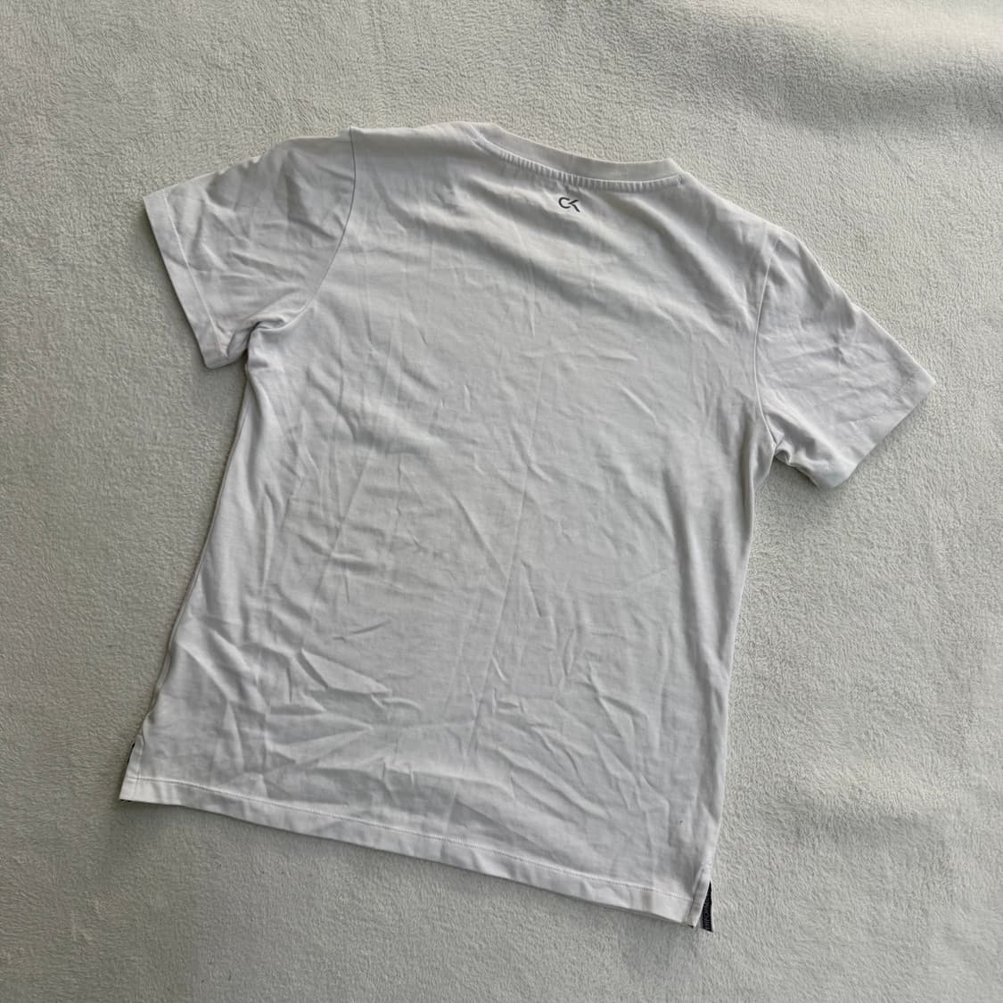 M 켈빈클라인 실버 레터링 반팔티 0413T 상품이미지2