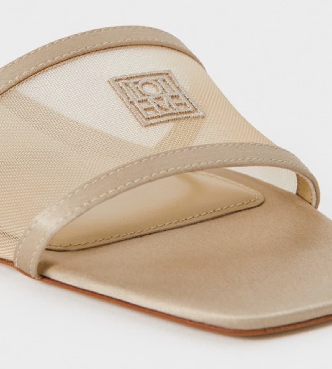 toteme monogram mesh satin slide 37 새상품 상품이미지5