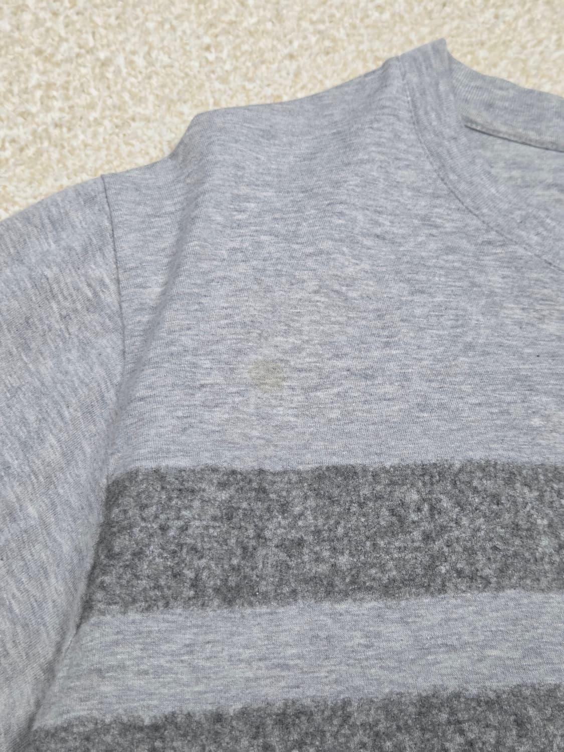 [입생로랑] YSL 쉴드 패치 스트라이프 반팔 티셔츠 | S00140 상품이미지7