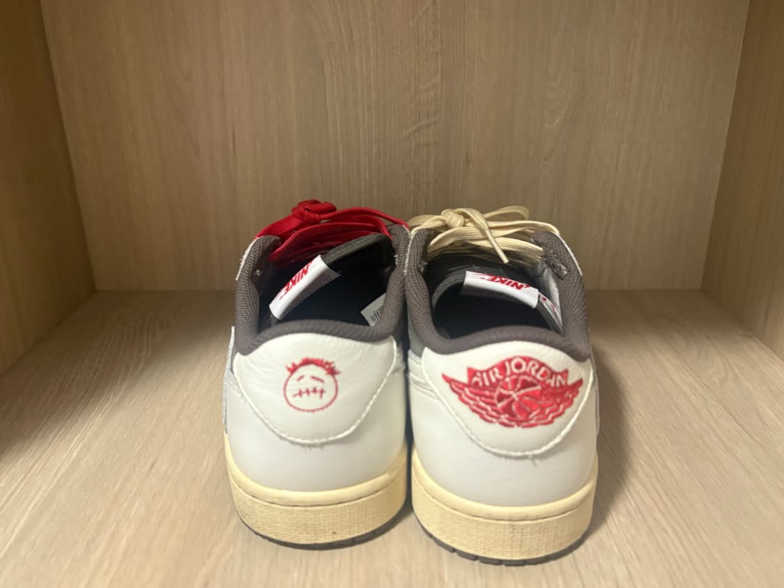 나이키 트래비스 스캇 레트로 로우 OG SP 세일 앤리저록 275 상품이미지4