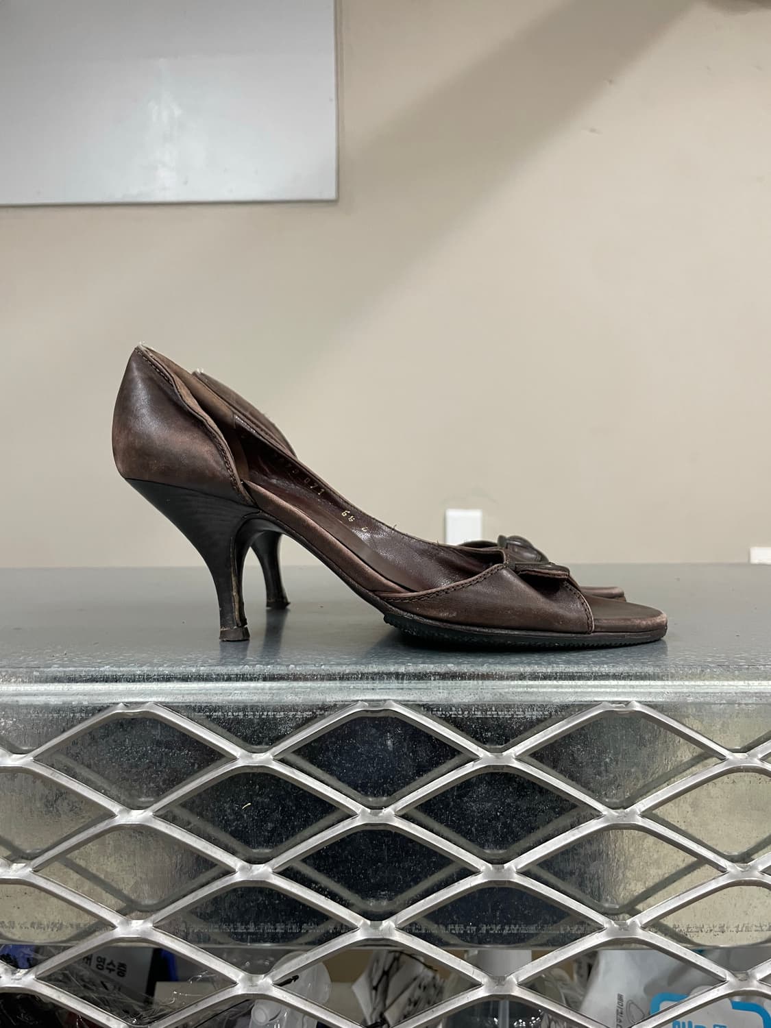 페레가모 바라 레더 힐 6.5D 상품이미지4