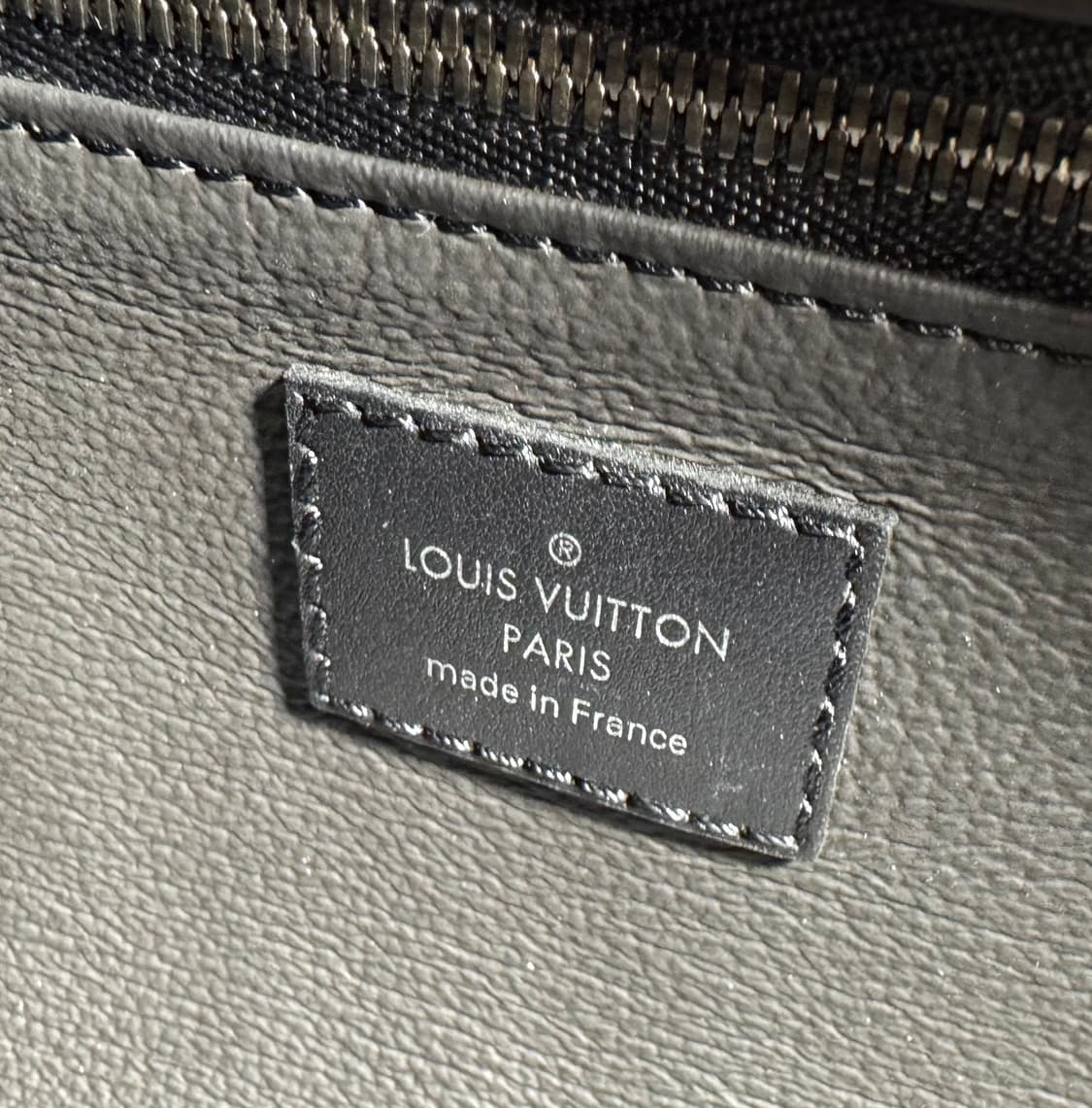  [정품] 루이비통 모노그램 이클립스 돕키트 백 상품이미지6