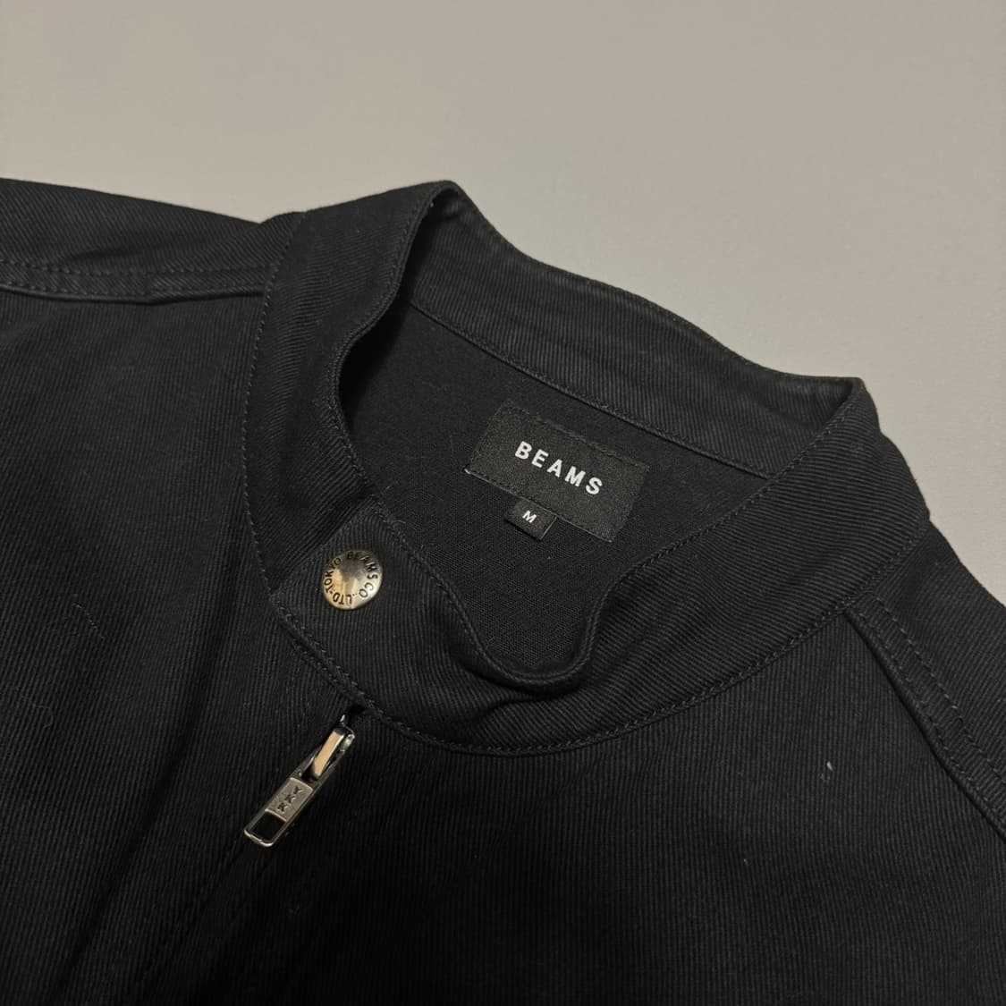 빔즈(BEAMS) 블랙컬러 코튼 집업 라이더스 트러커 자켓 상품이미지3