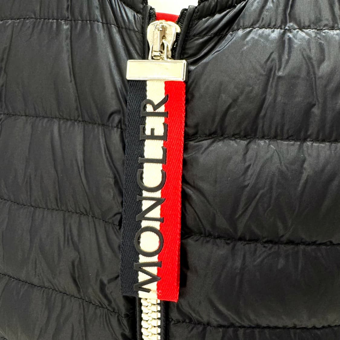 [4사이즈] 몽클레어 삼선 봄버 경량패딩 네이비 상품이미지7