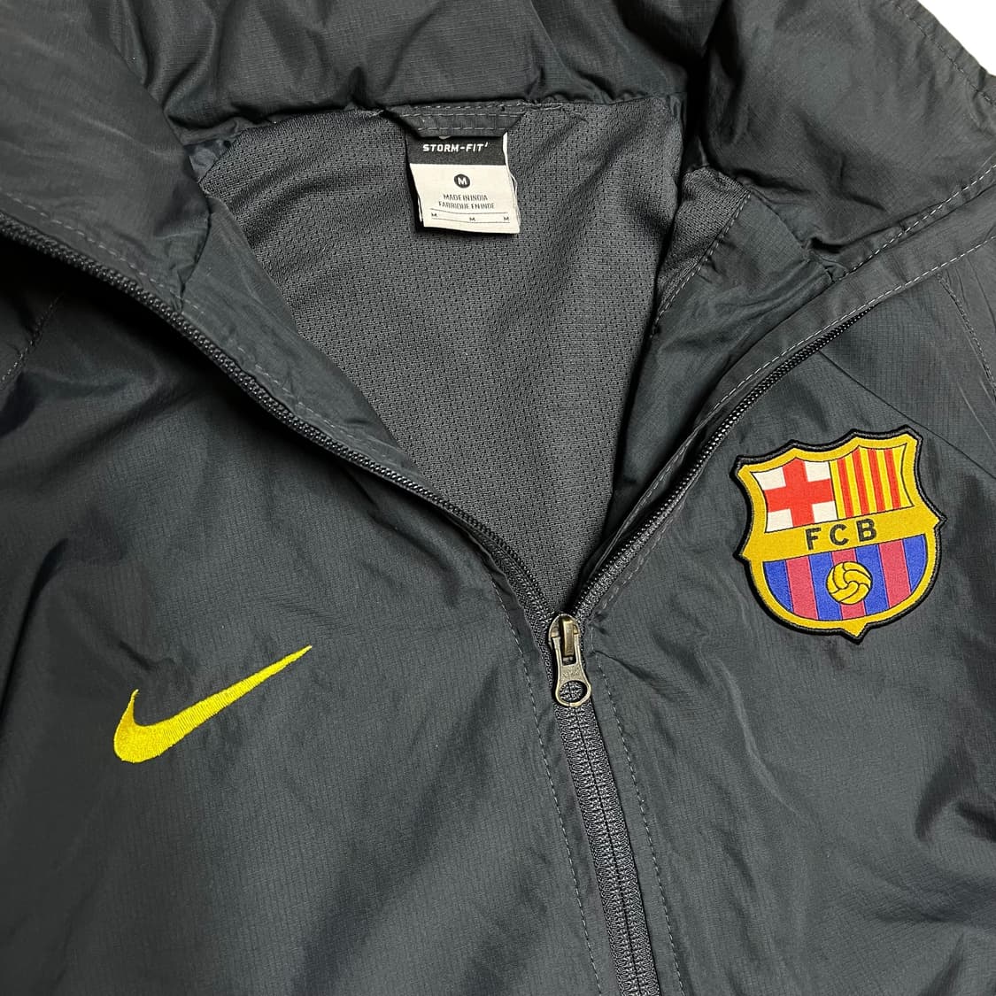 나이키 바르셀로나 축구 바람막이 M 상품이미지1