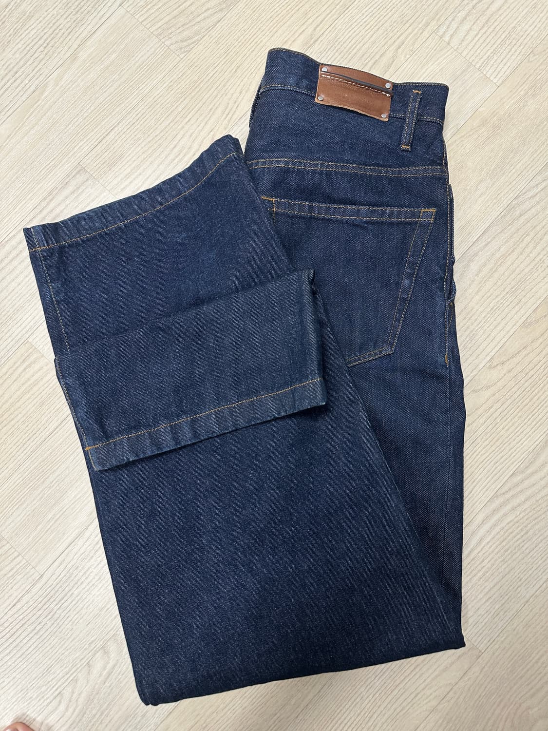 (29) 드리스반노튼 핀턱 와이드 데님 상품이미지2