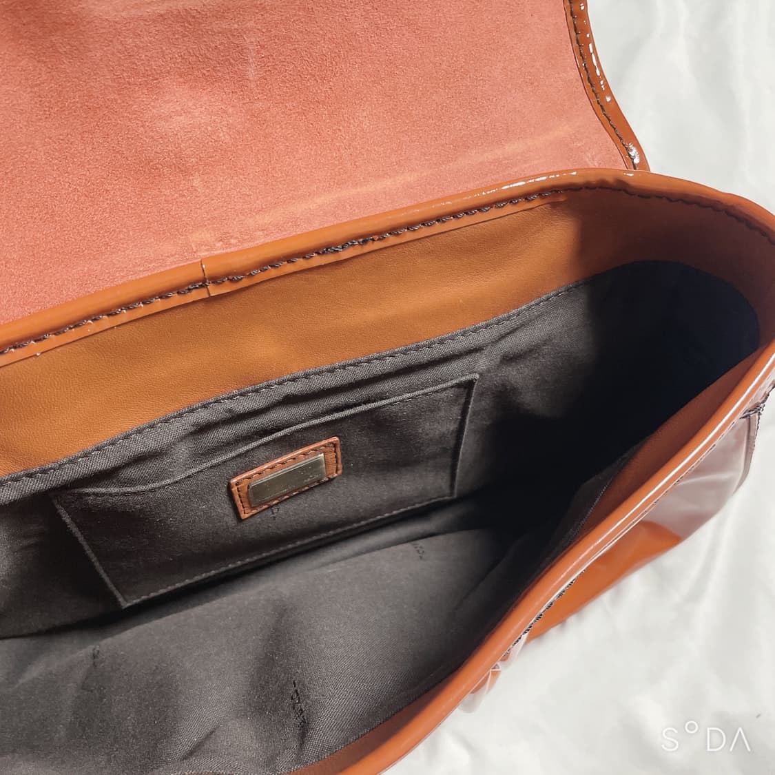 펜디 브라운 페이던트 B백 체인 숄더백 상품이미지8