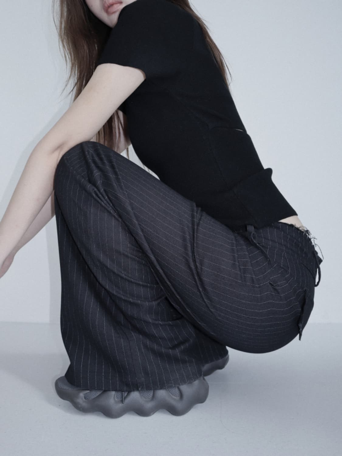 클라따 핀터 로우 슬랙스 블랙 상품이미지3