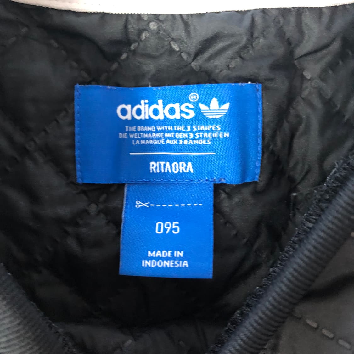아디다스 리타오라 퀄팅 맨투맨 상품이미지5