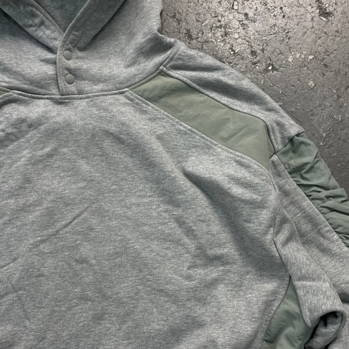 100 엑스톤즈 셔링 나일론 후드티  상품이미지2