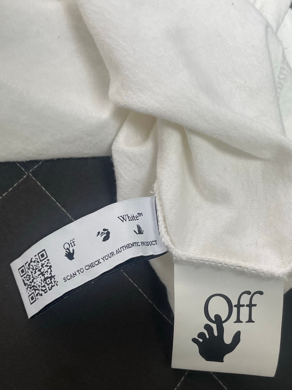 Off-White Caravaggio 오프화이트 카라바조 반팔 상품이미지5