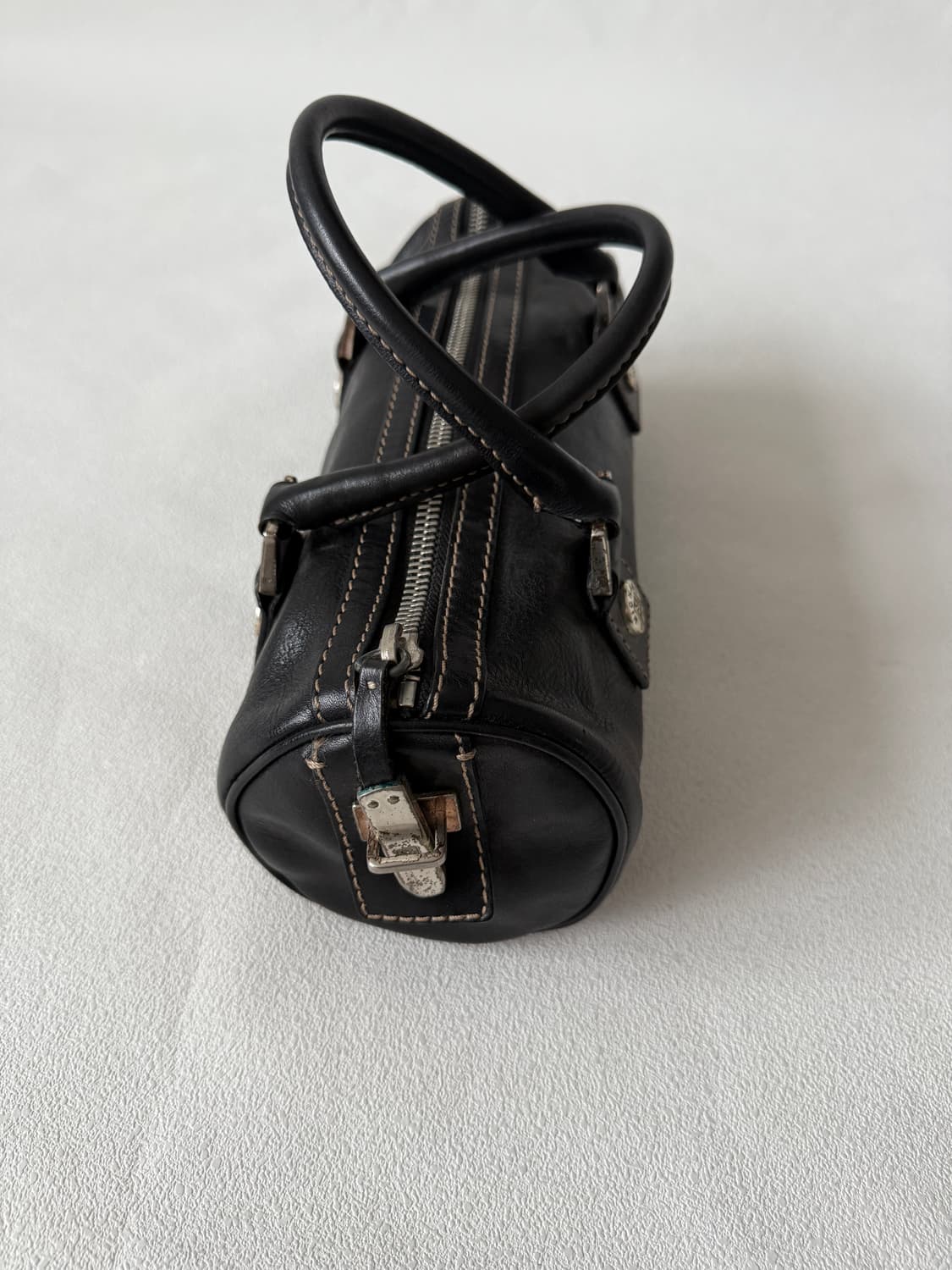 마이클코어스(MICHAEL KORS) 레더 원통 토트백 상품이미지3