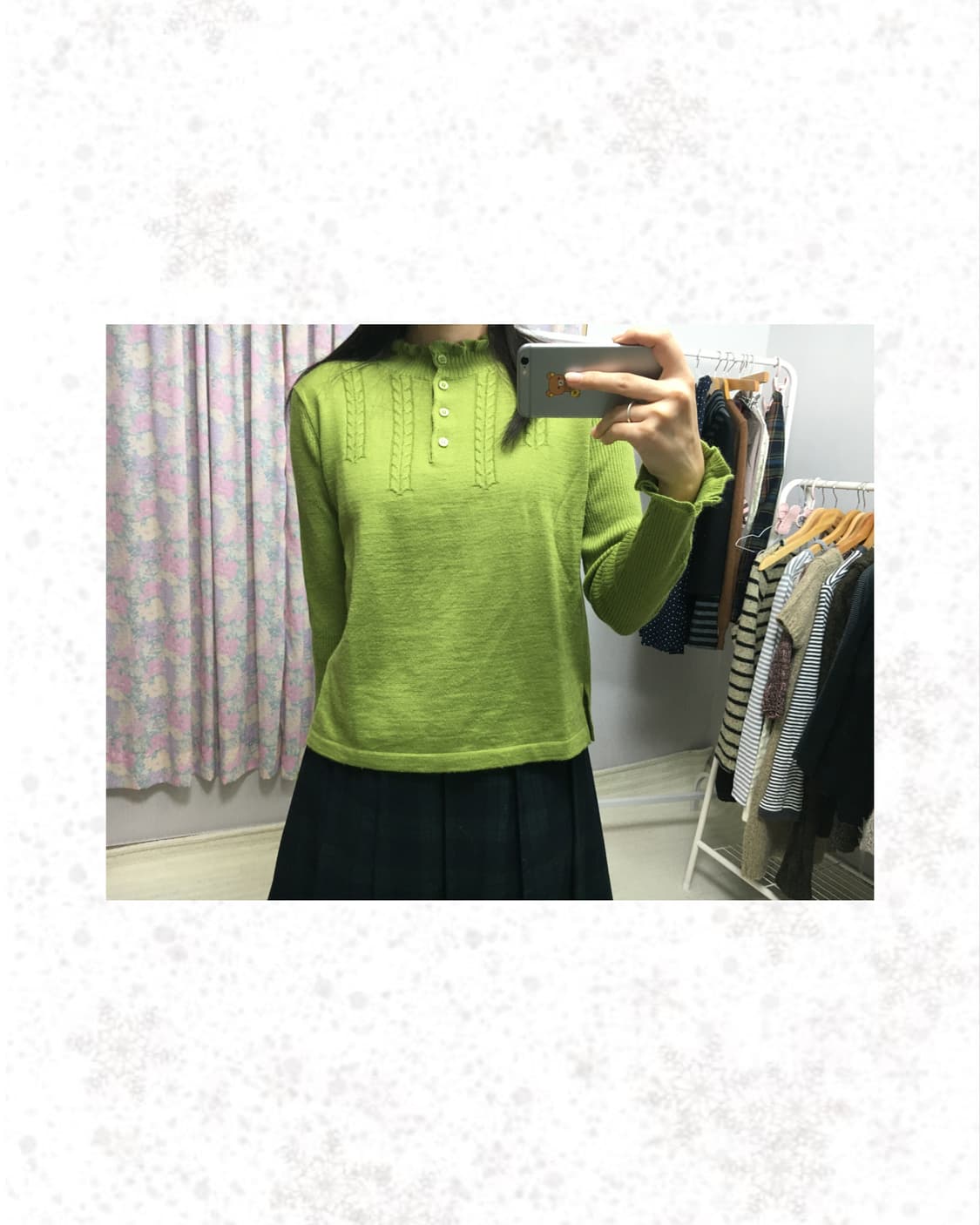 연두 버튼 긴소매 니트 상품이미지1