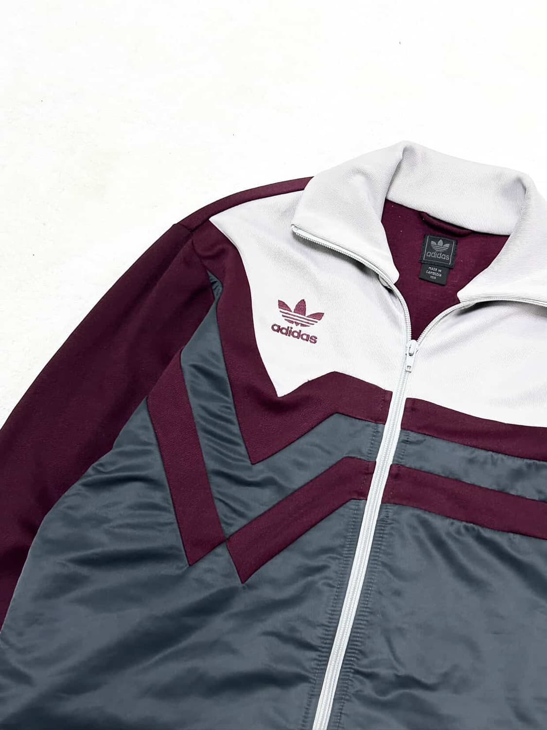 아디다스 자수로고 버건디 배색 져지 상품이미지6