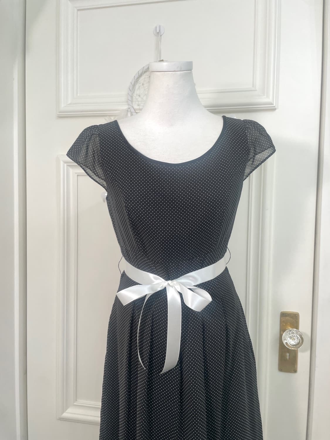 black dot cap sleeve summer midi opc 상품이미지5