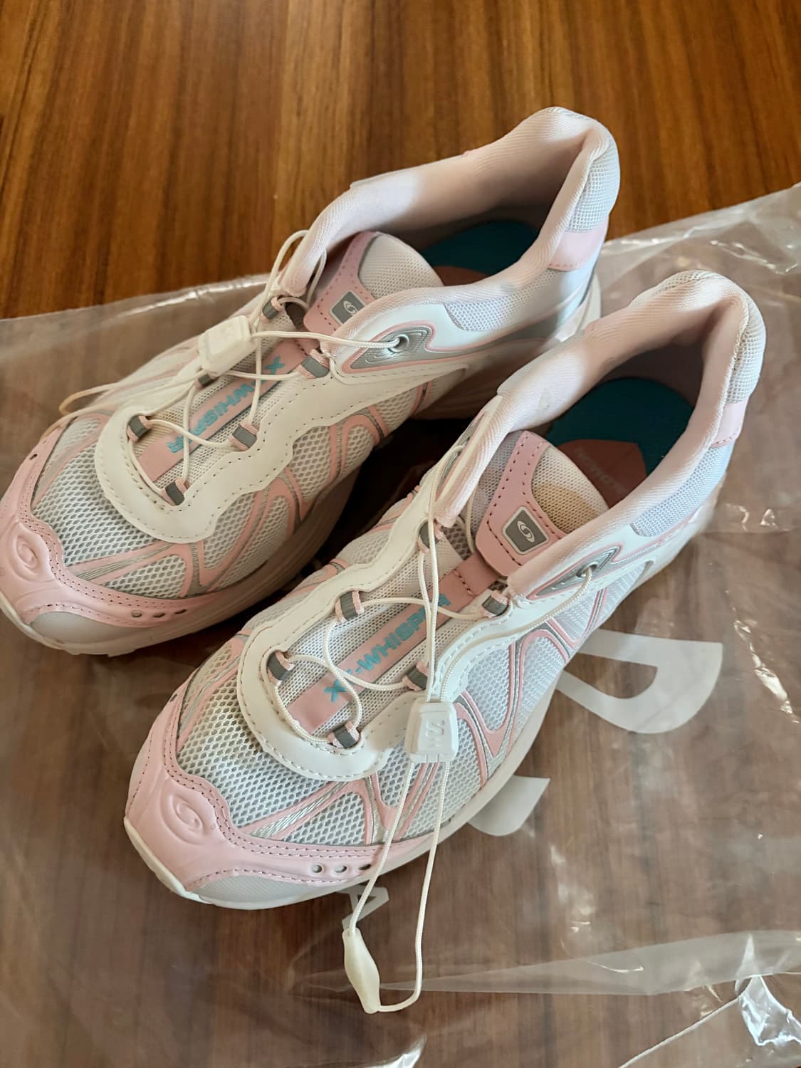 살로몬X비이커 xt-whisper White Icy Pink 230 상품이미지2