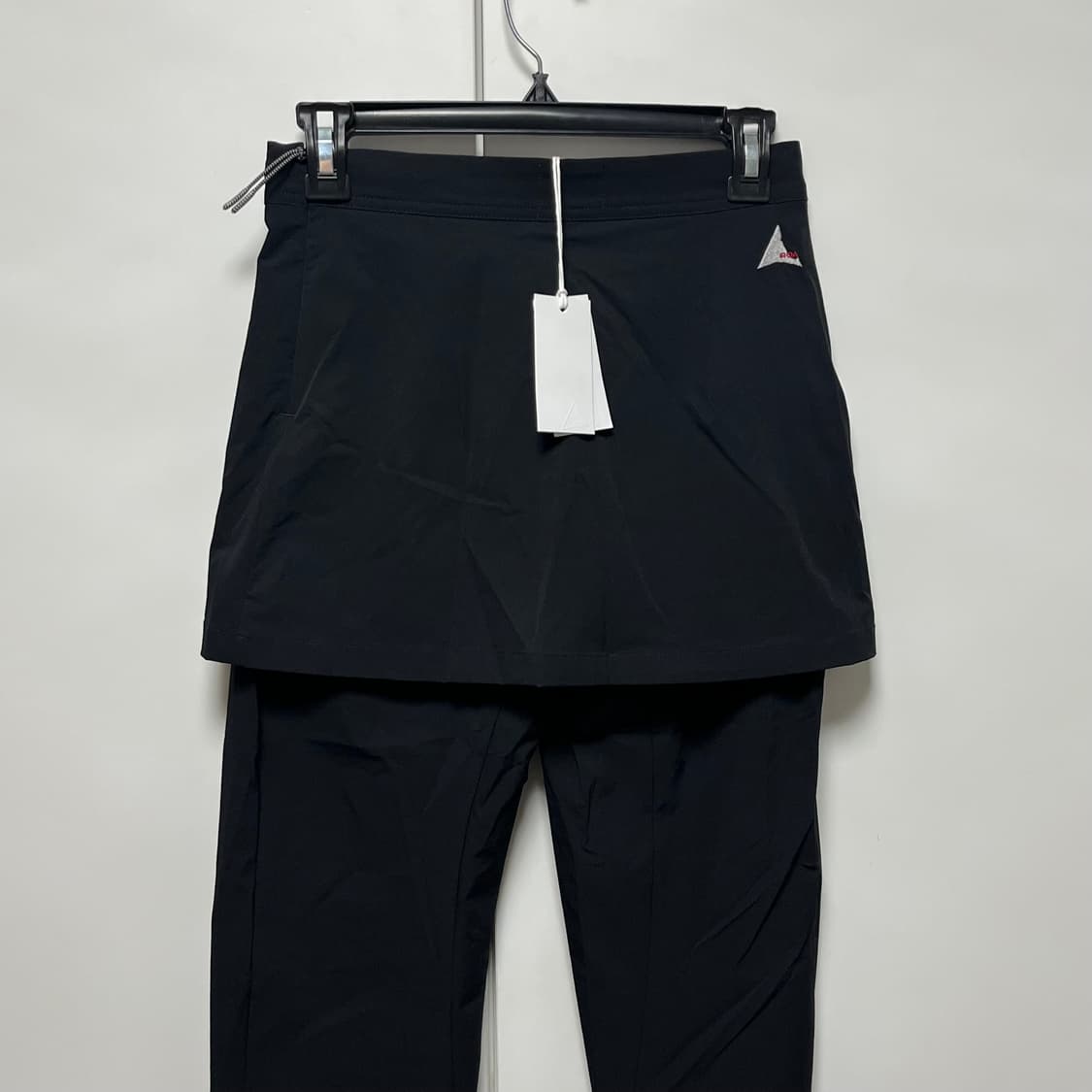 [XS,S]로아 하이킹 25fw Abra 스커트 팬츠/블랙 상품이미지1