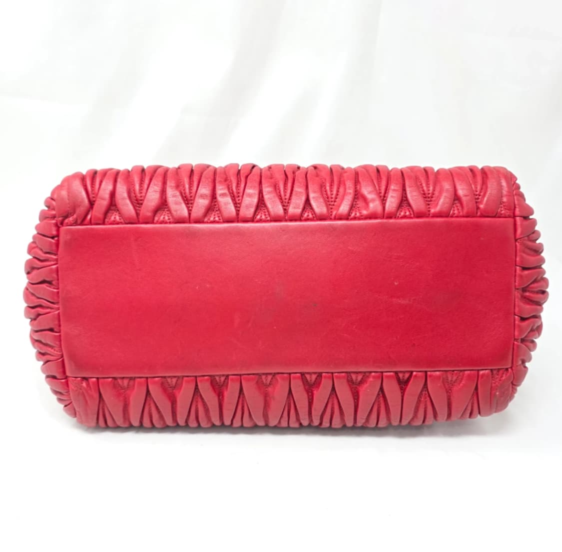 정품 미우미우 마테라쎄 토트백 상품이미지7