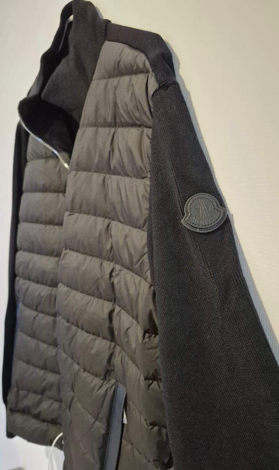 몽클레어남성니트패딩 상품이미지1