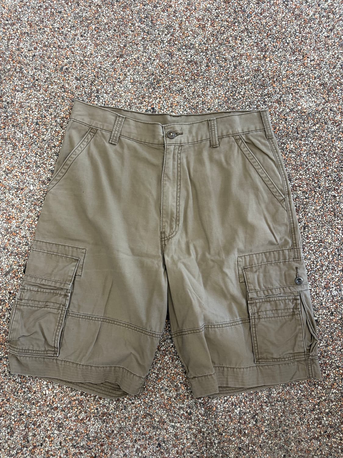 675. 리바이스 카고쇼츠 반바지 상품이미지1